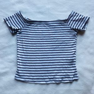 Striped white and navy crop top